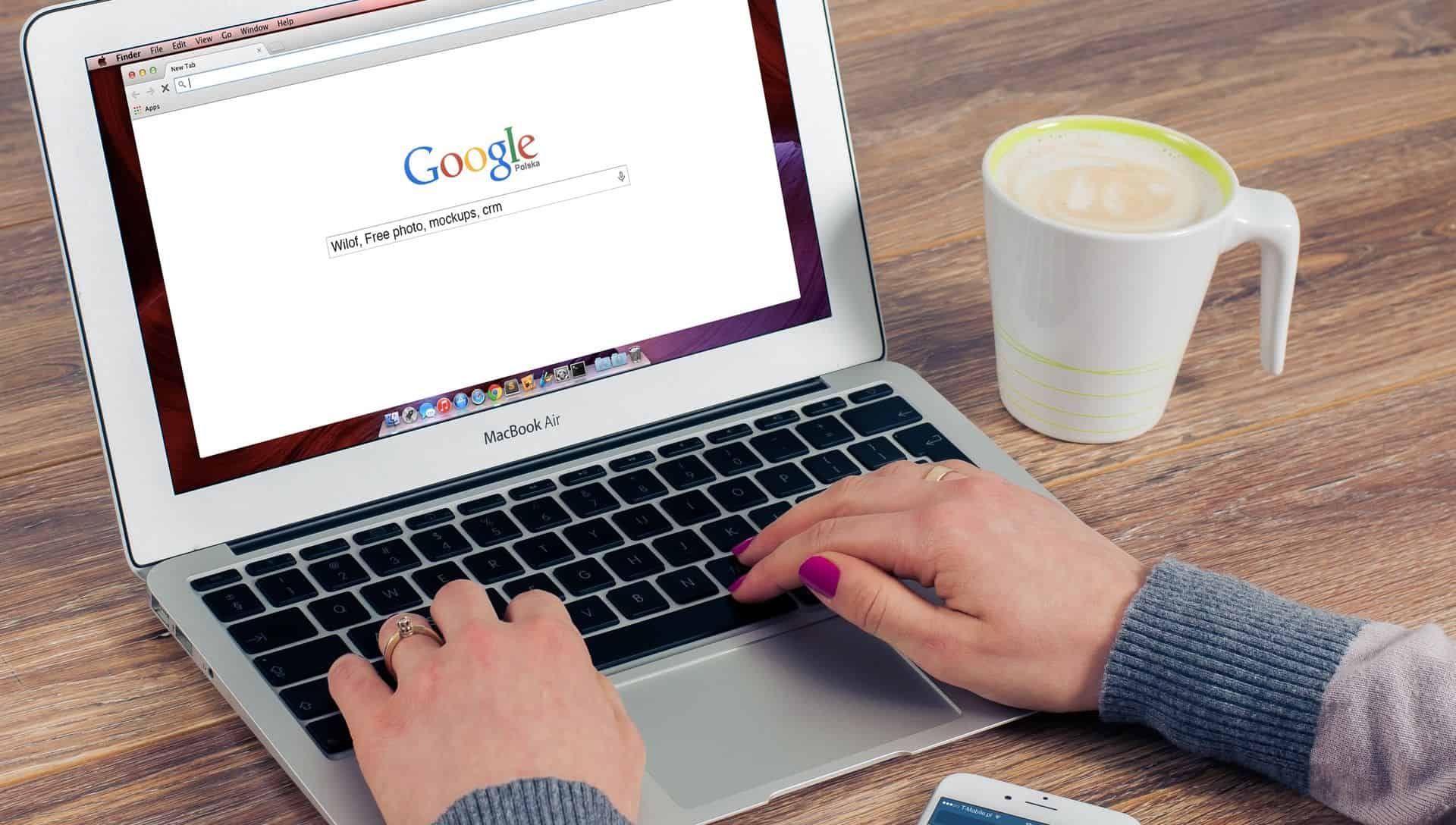 Bruker søker på Google